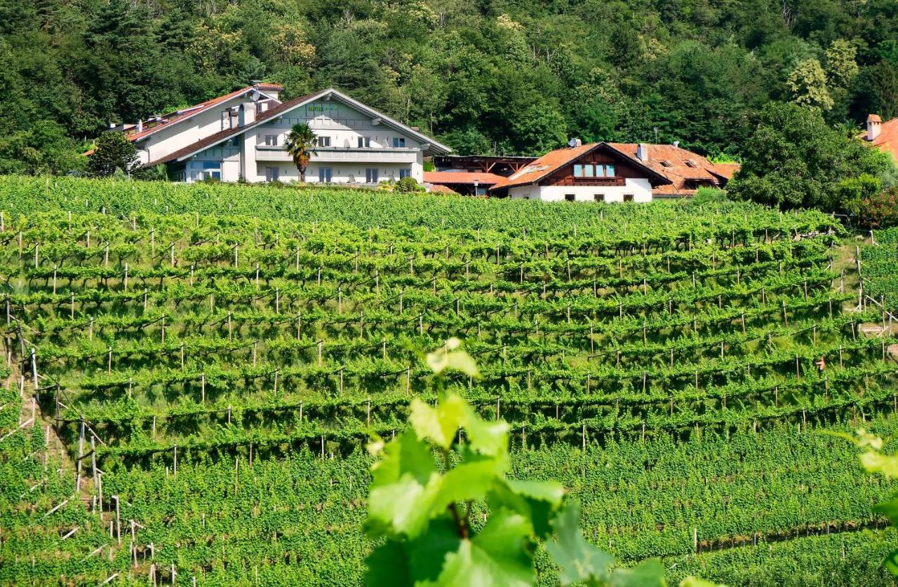 Das Kaltern Hotel Buitenkant foto